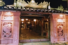 como-dar-la-vuelta-al-mundo-hoian-puente-entrada