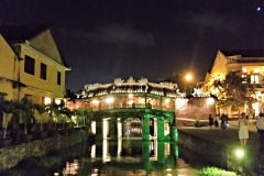 como-dar-la-vuelta-al-mundo-hoian-puente-japones