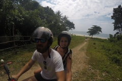 Como-dar-la-vuelta-al-mundo-moto-koh-lanta