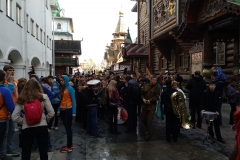 como-dar-la-vuelta-al-mundo-gente-izmailovo