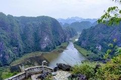 como-dar-la-vuelta-al-mundo-mua-cave-mirador-paisaje