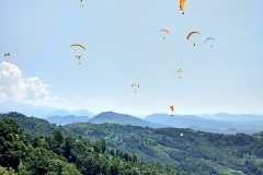 Como-dar-la-vuelta-al-mundo-parapente-sarangkot