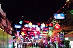 Como-dar-la-vuelta-al-mundo-pub-street