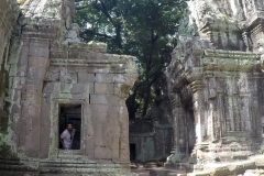 Como-dar-la-vuelta-al-mundo-templo-angkor-tomb-raider