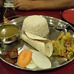 como-dar-la-vuelta-al-mundo-comida-nepal